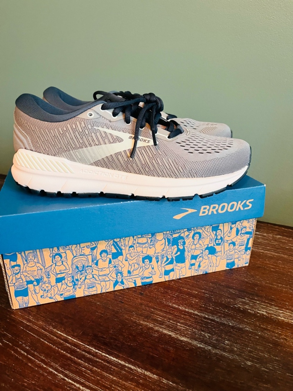 Brooks Addiction GTS 15
